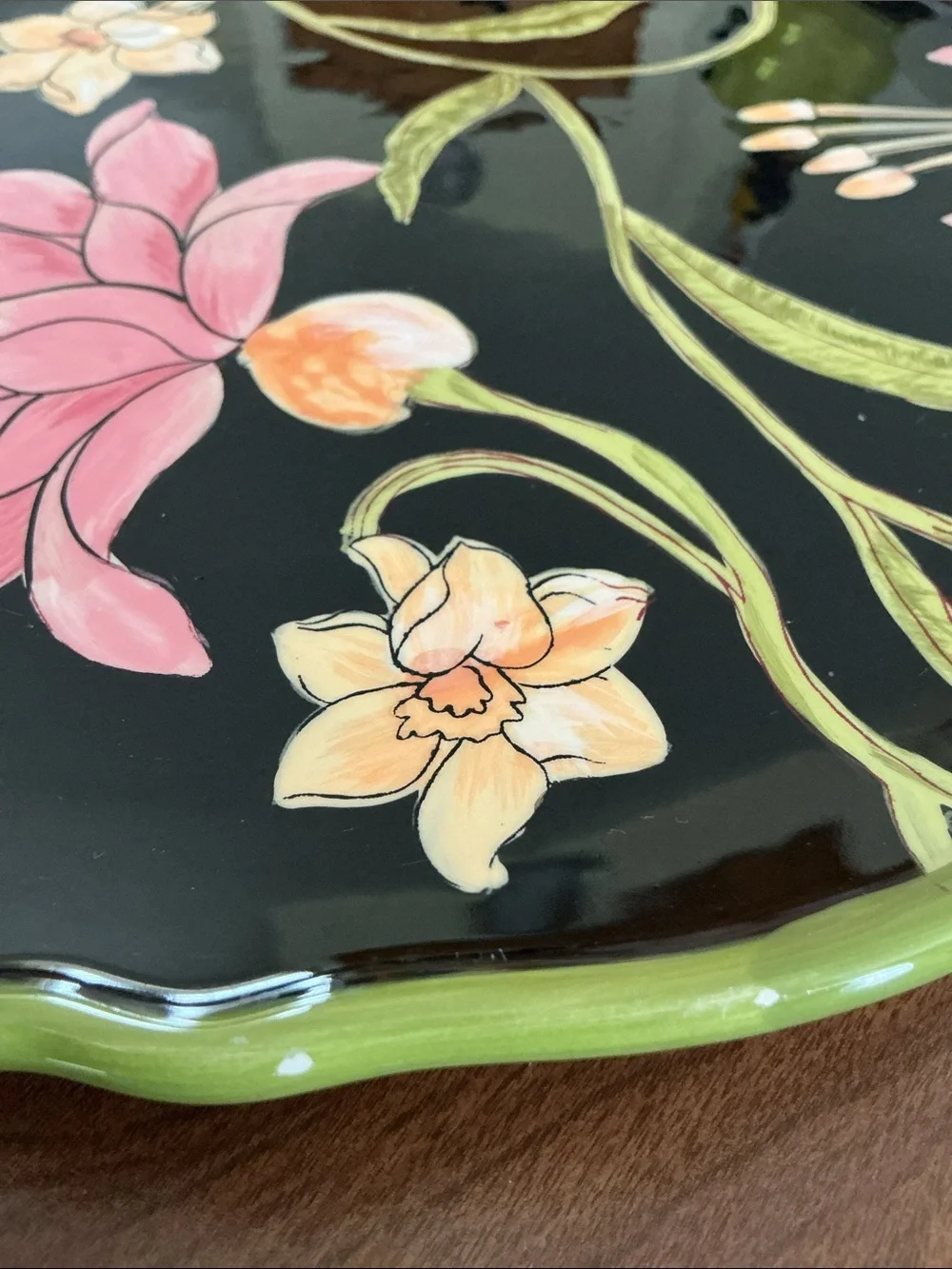 April Cornell Certified International Floral Plates Set of 2